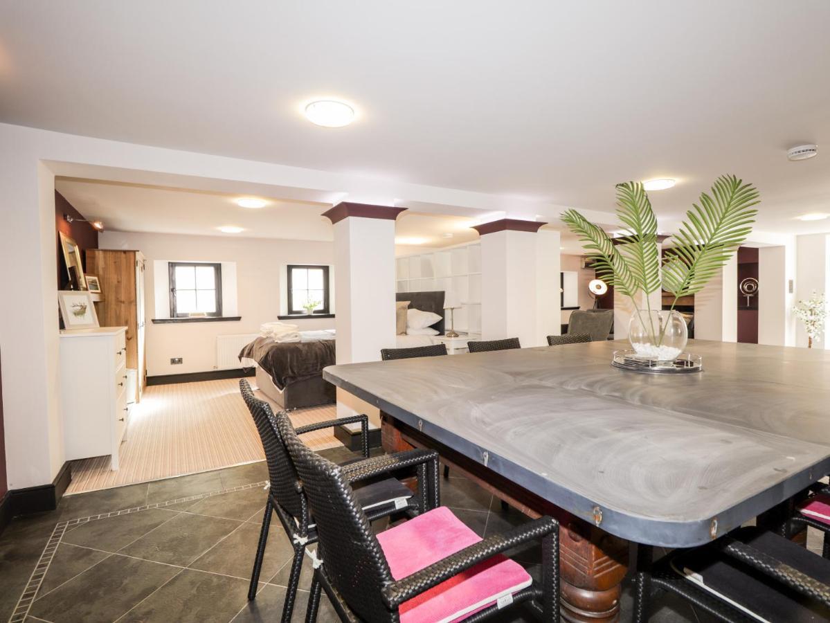 אינברנס Mary Ann Apartment מראה חיצוני תמונה